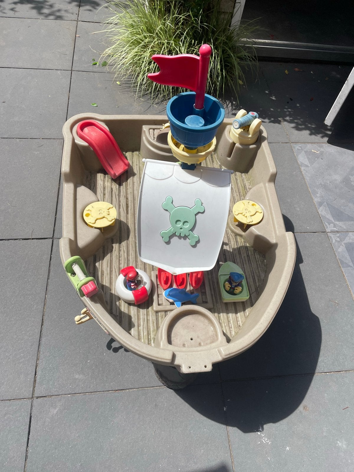 Little Tikes Piratenboot watertafel met accessoires, Ophalen, Gebruikt