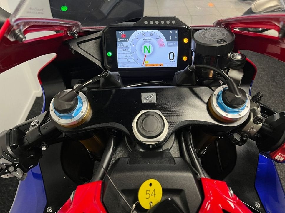 ⭐️⭐Honda CBR 1000 RR-R FIREBLADE SP (bj 2020)⭐️⭐, Honda, 4 cilinders, Bedrijf, Onbekend