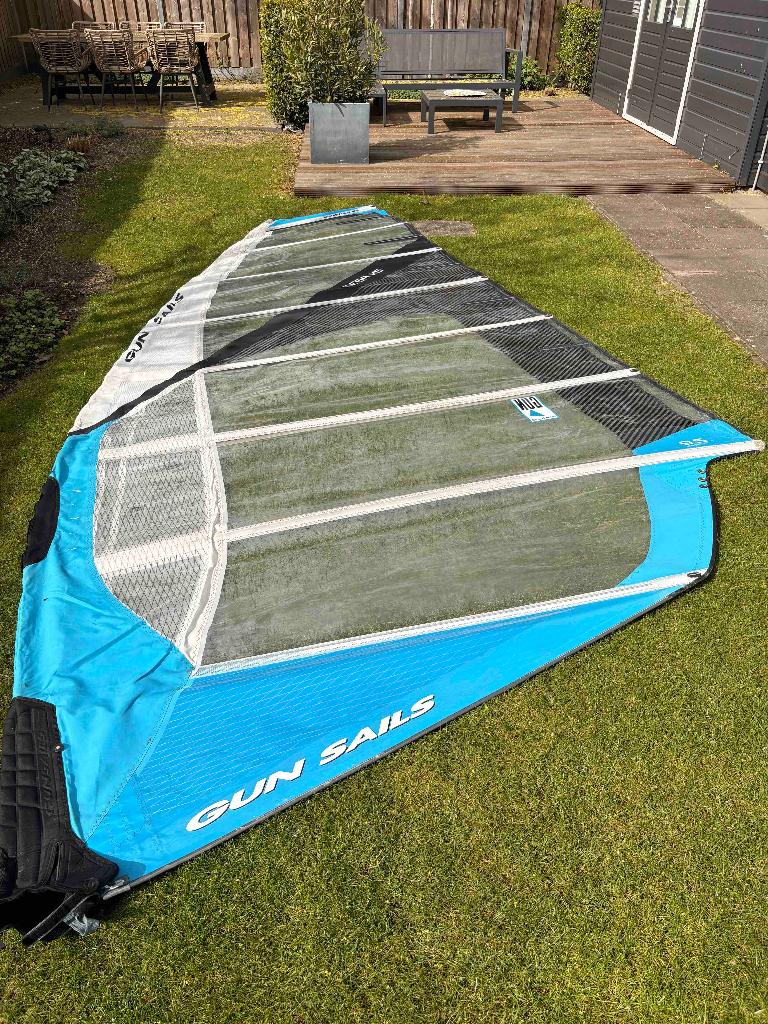GUN SAILS MEGA XS 9,5m2, Watersport en Boten, Windsurfen, Gebruikt, Zeil, Met draagtas, Ophalen