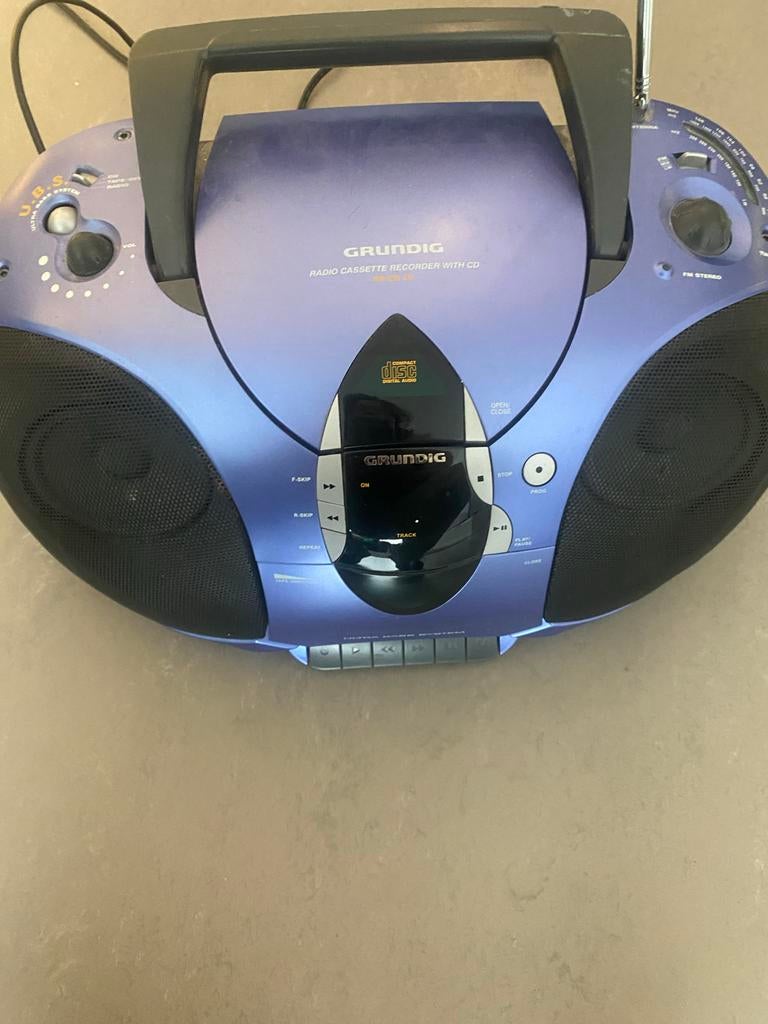 Grundig Radio met CD-speler en Cassette Recorder, Overige merken, Gebruikt, Cassettedeck, Draagbaar