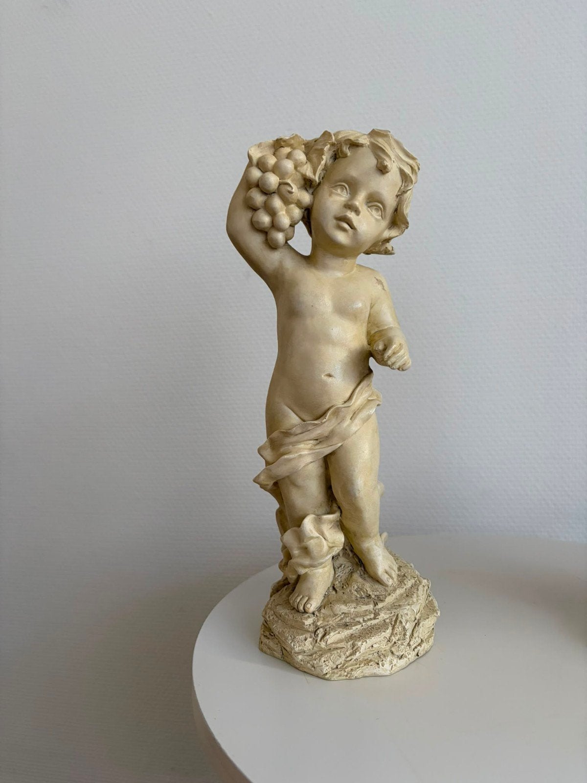 Antieke beeldjes, Ophalen