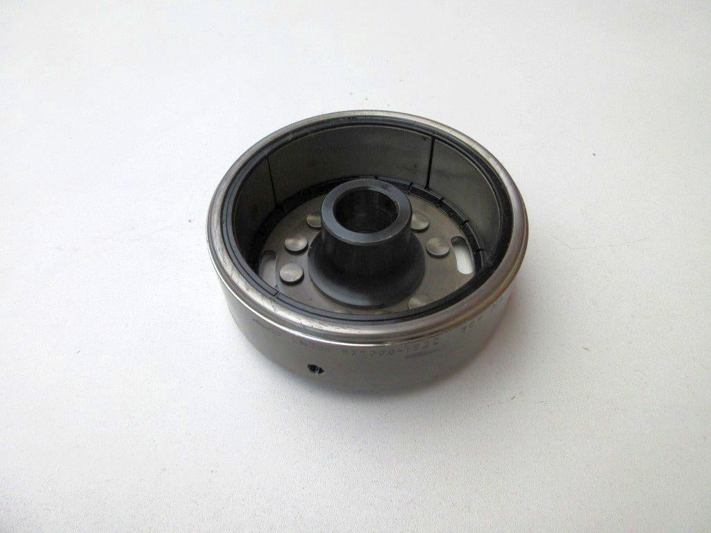 Honda VF750F vliegwiel rotor VF 750 dynamo interceptor VF700, Ophalen of Verzenden
