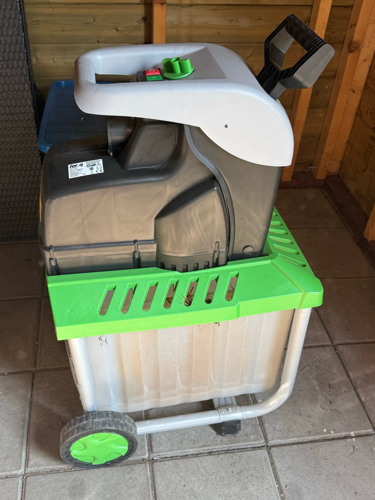 Hakselaar For-q FQ-EMH 2500 - Krachtige Elektrische Hakselaa, Ophalen, Zo goed als nieuw, Elektrisch, Met opvangbak