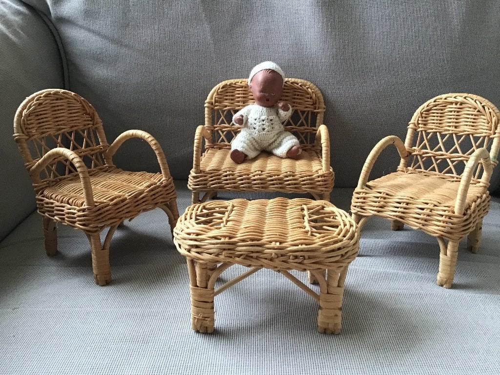 Meubeltjes en popje, Ophalen of Verzenden