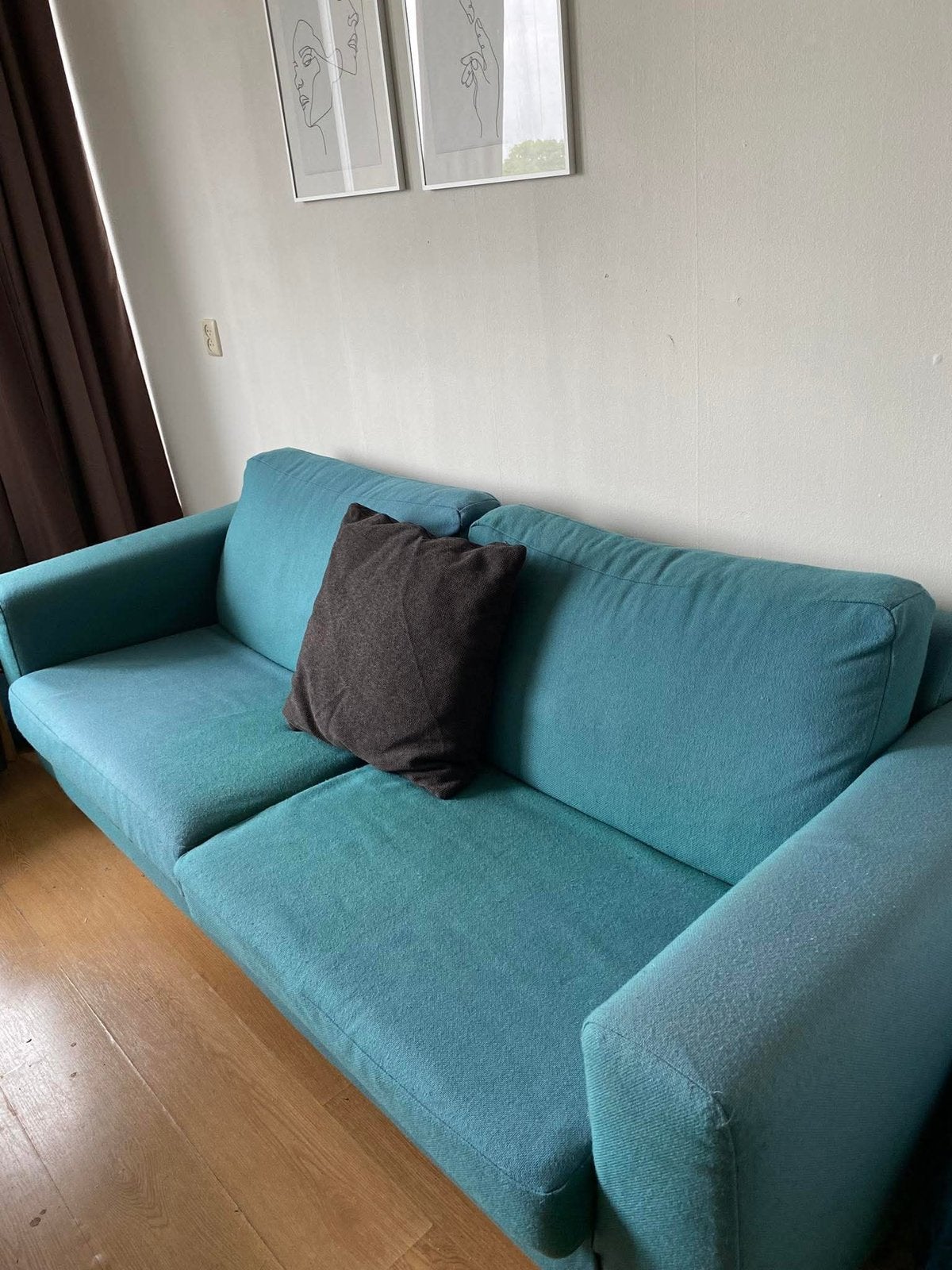 Turquoise colored 220x95cm couch, Ophalen, Zo goed als nieuw, Tweepersoons, Blauw
