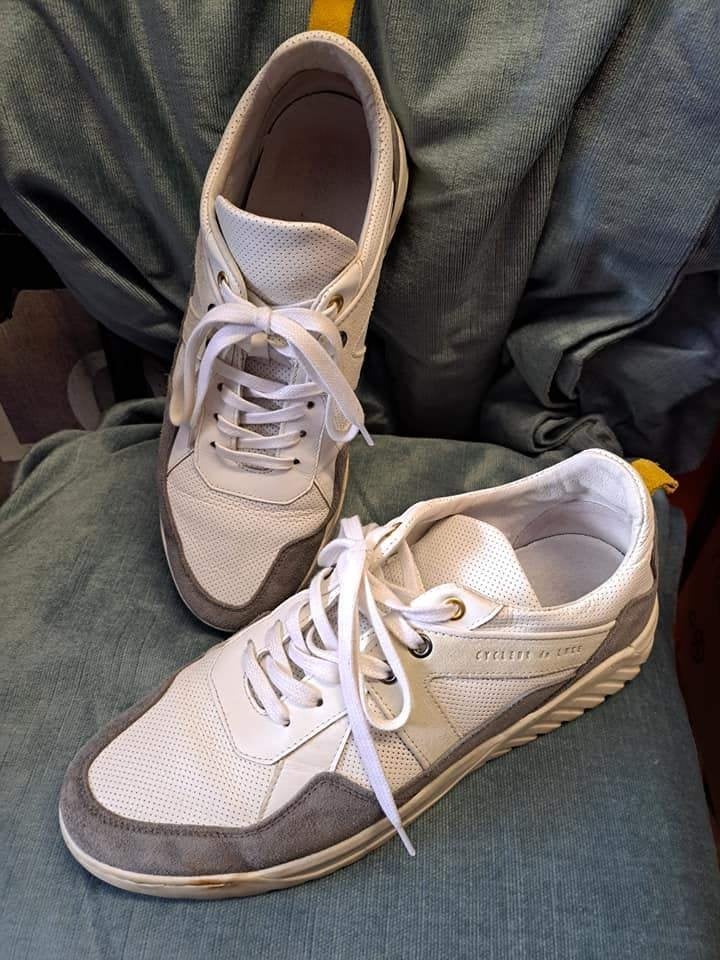 2 pr sneakers, mt 44, Nike of Cycleur de Luxe, wit of blauw, Wit, Nike, Ophalen of Verzenden, Sneakers of Gympen