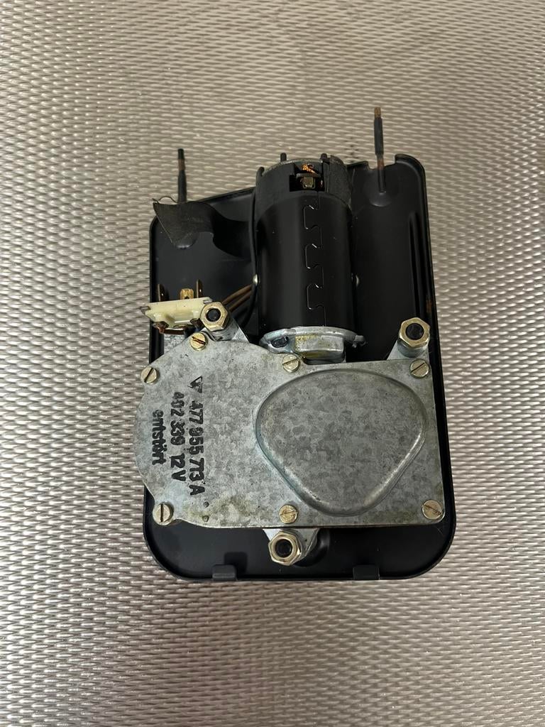 Porsche 924 944 ruitenwisser motor nieuw NOS 477 955 713, Ophalen of Verzenden, Nieuw, Porsche
