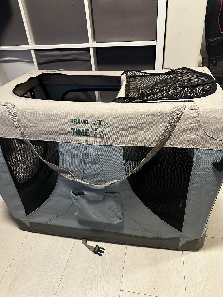 Labrador travel bench big!, Dieren en Toebehoren, Ophalen, Zo goed als nieuw