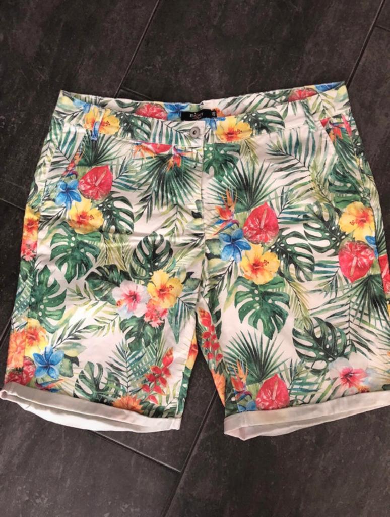 Zomer Capri chino broek met tropische print, maat 46, Ophalen of Verzenden, Zo goed als nieuw, Overige kleuren