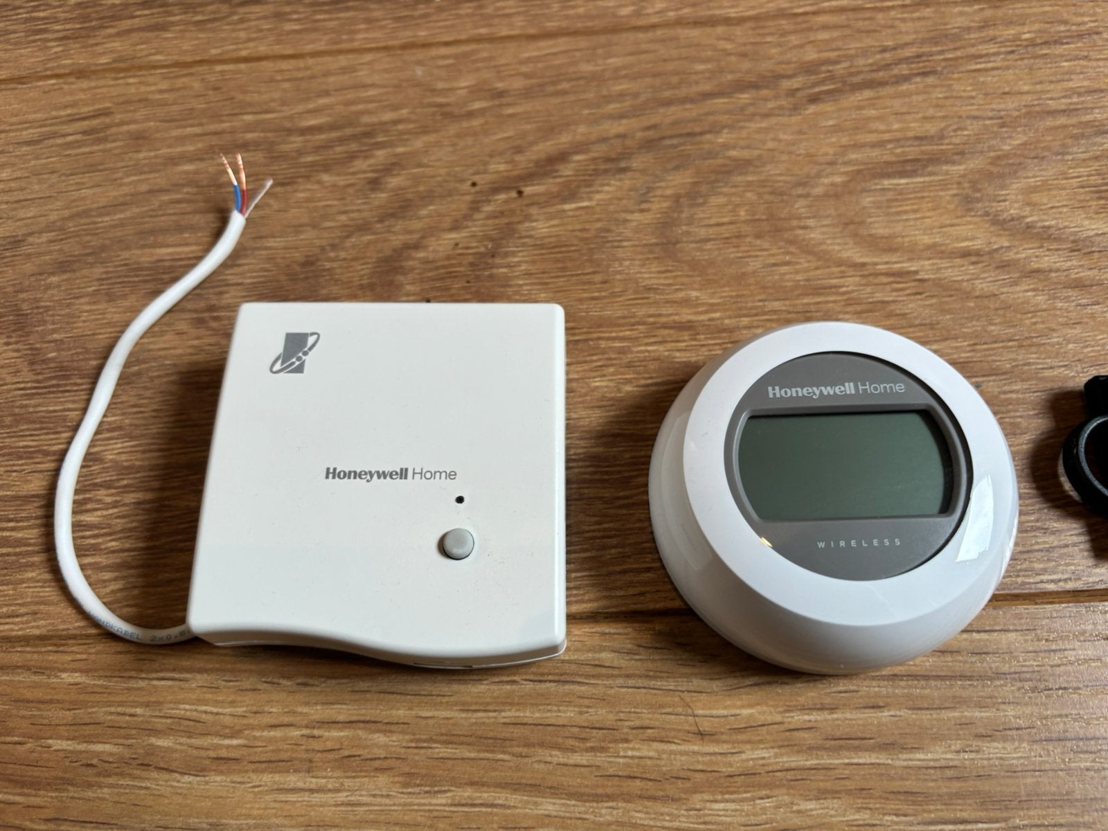 Honeywell home round modulende draadloze kamerthermostaat, Ophalen of Verzenden, Zo goed als nieuw