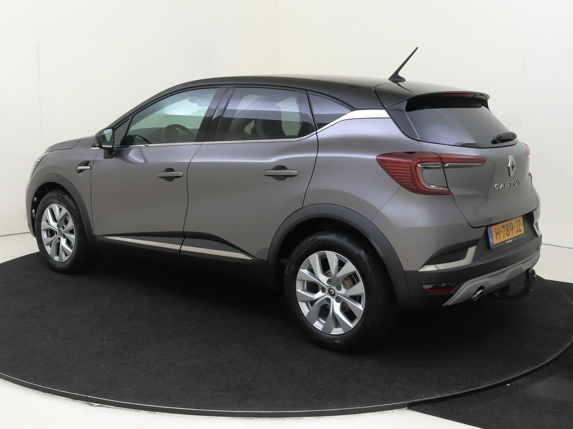 Renault Captur 1.3 TCe 130 Intens Automaat| Pack Easy Link |, Stof, Gebruikt, Euro 6, 4 cilinders