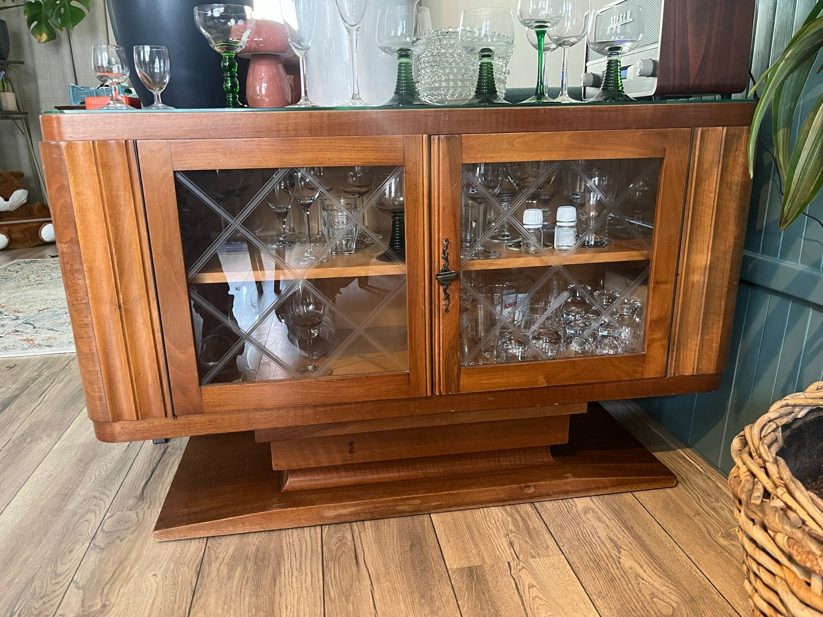 Interessepeiling: vintage (antiek?) dressoir, Ophalen