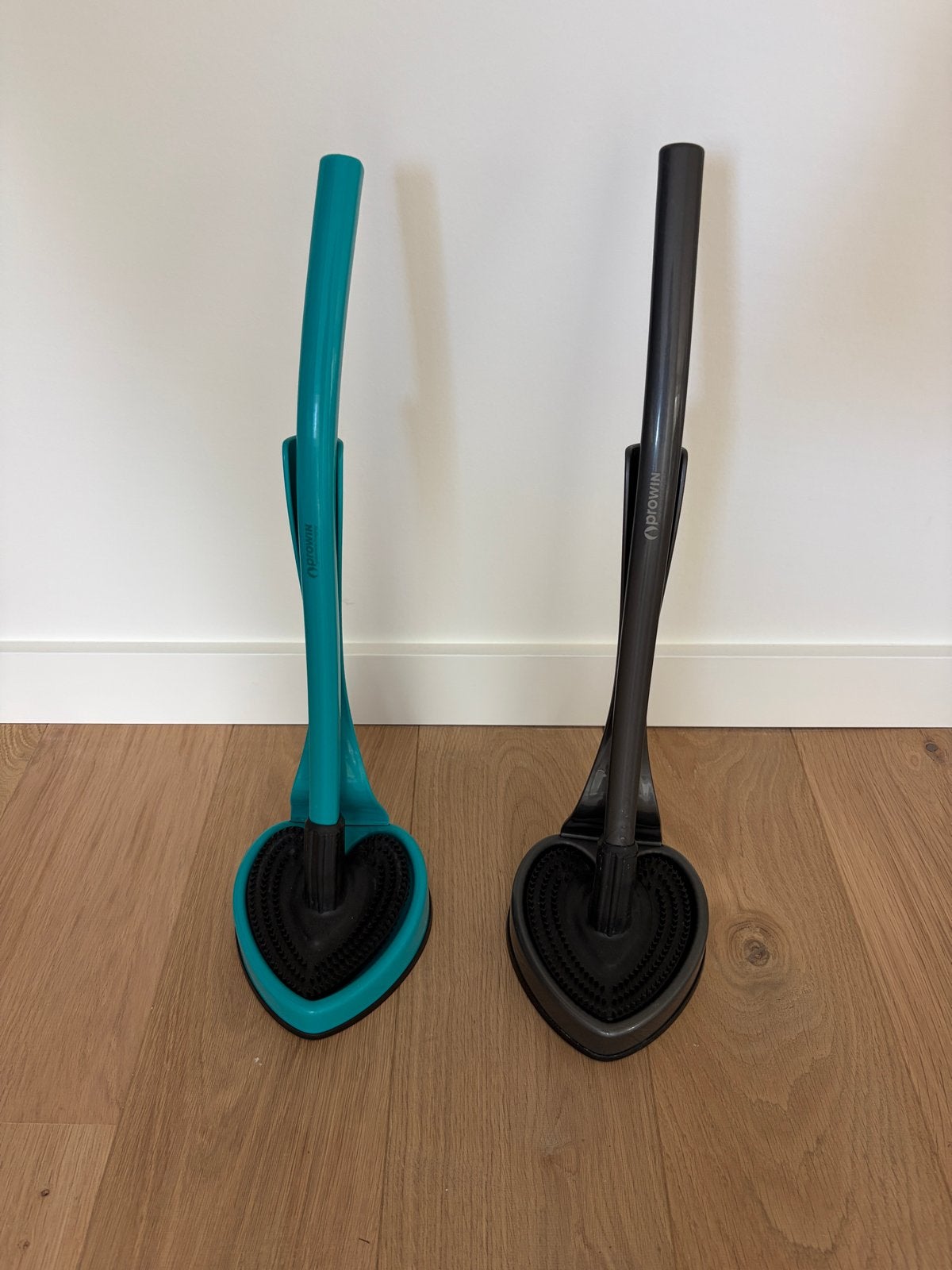 2x Prowin WC-borstel met houder - turquoise en grijs, Ophalen of Verzenden, Overige typen