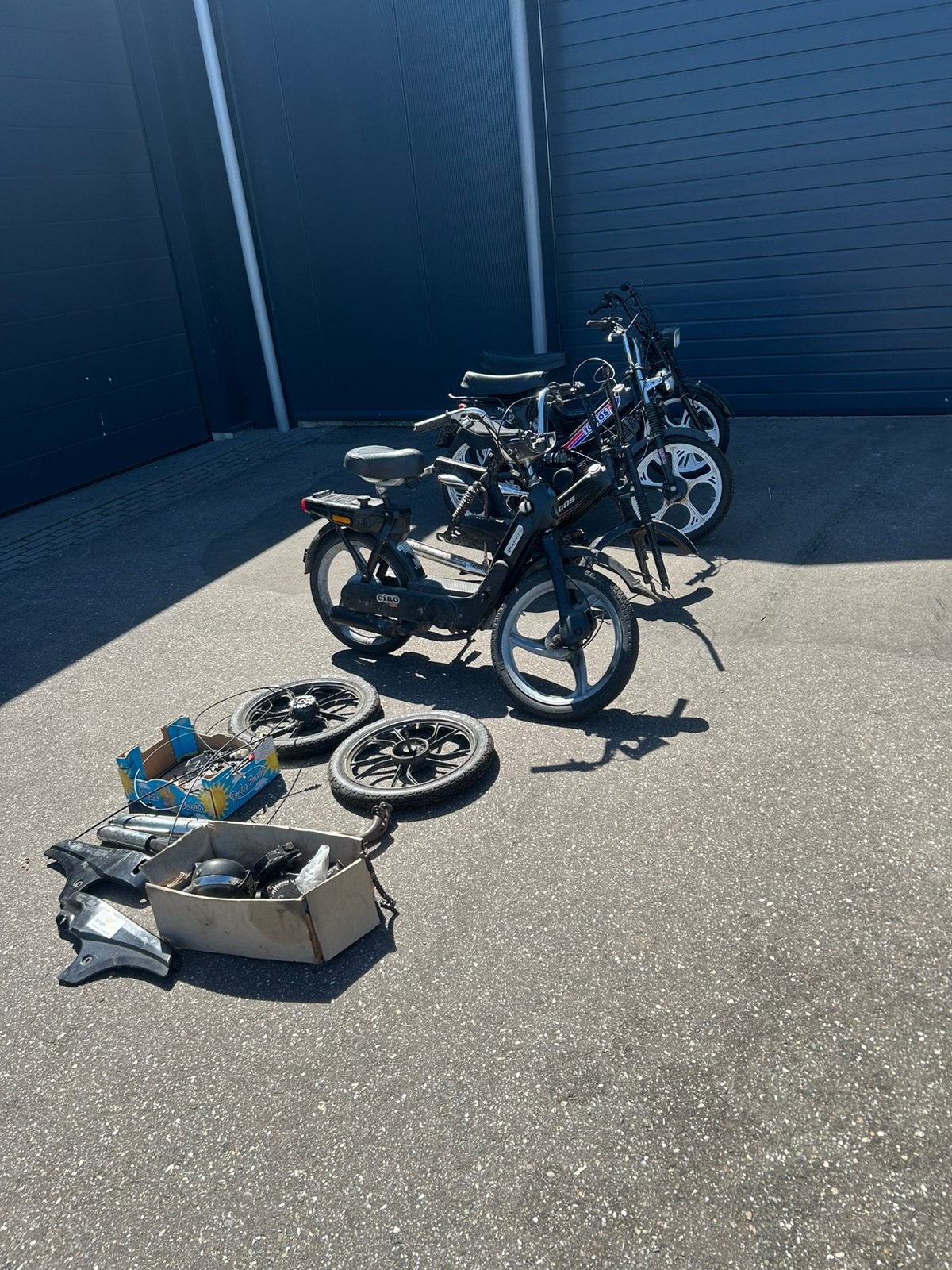 2 sloop brommers 2 opknappers en onderdelen, Ophalen, Zo goed als nieuw, 65 cc, Overige modellen