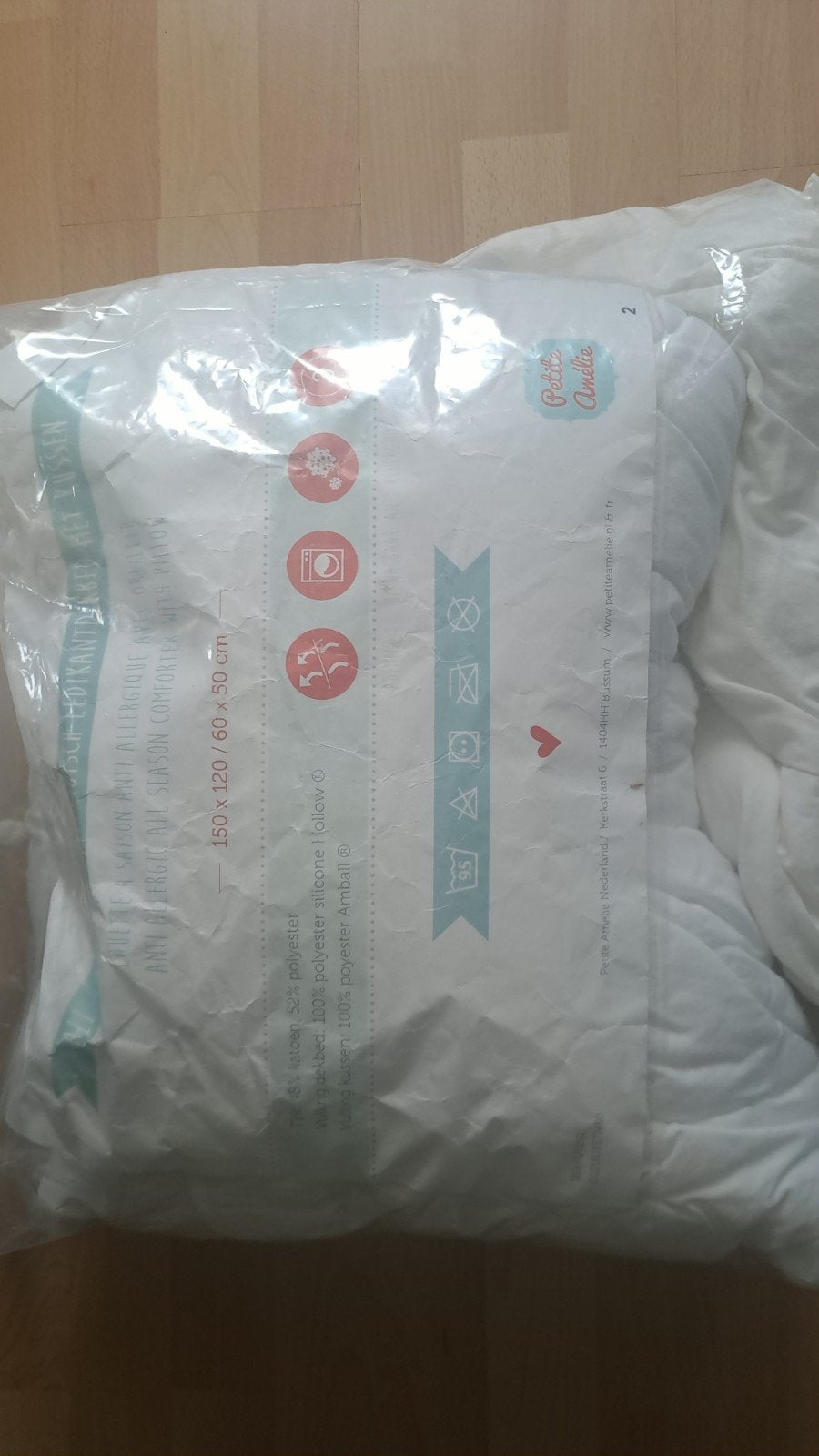 Petite Amelie 4-seizoenen anti-allergie dekbed 150x120, Jongetje of Meisje, Wit, Nieuw, Ophalen of Verzenden
