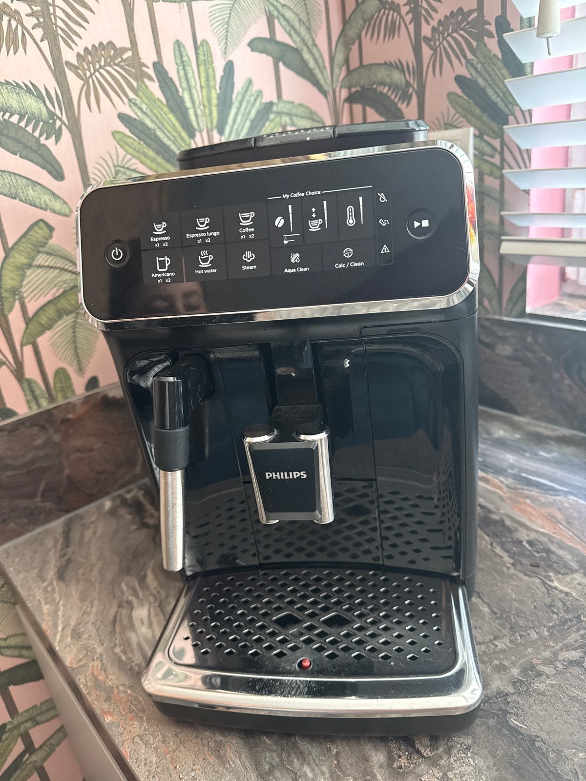 Philips 2200-serie volautomatische espressomachine, Witgoed en Apparatuur, Afneembaar waterreservoir, Gebruikt, 10 kopjes of meer