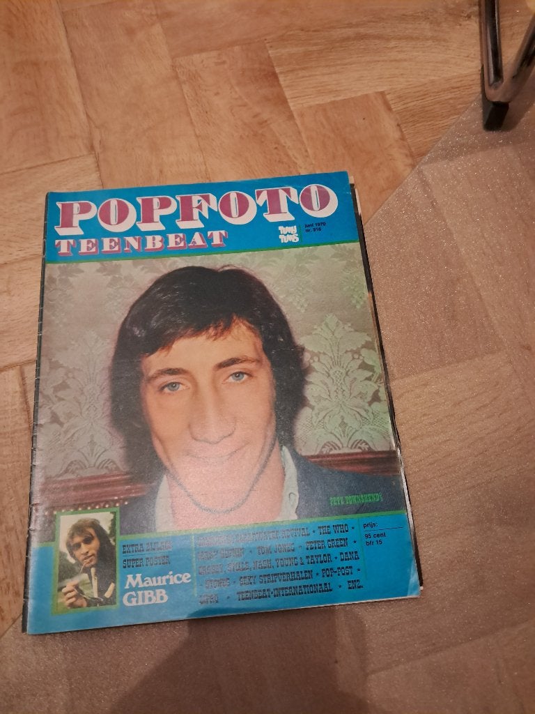 Popfoto - Incl. zgan Superposter van Maurice Gibb (Bee Gees), Verzenden, Zo goed als nieuw