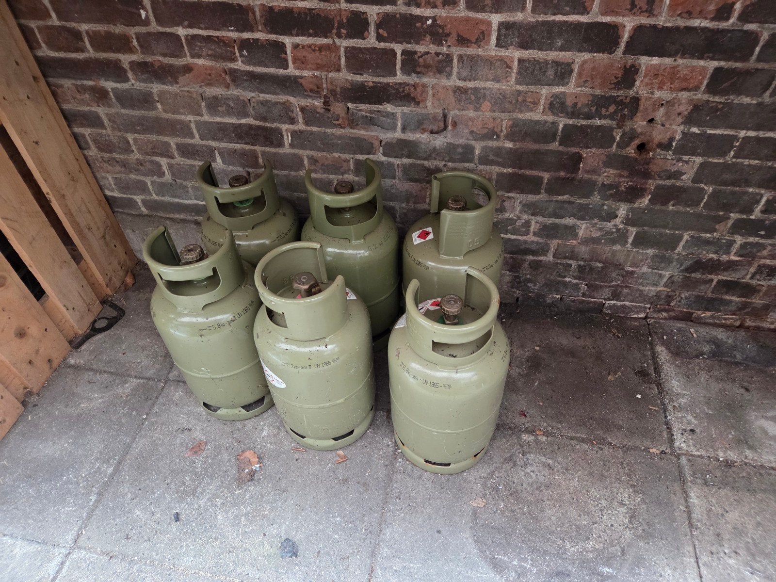 6 gasflessen leeg, Tuin en Terras, Ophalen, Gebruikt