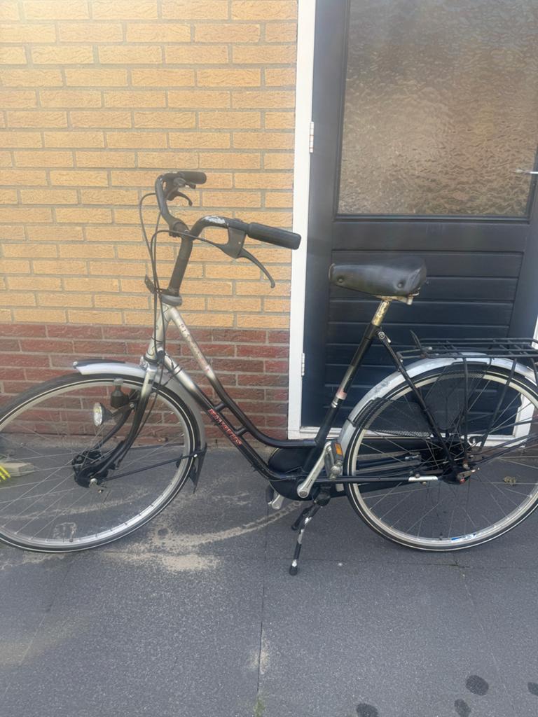 Batavus damesfiets met lage instap en versnellingen, Fietsen en Brommers, Fietsen | Dames | Damesfietsen, Ophalen, Velgrem, Batavus