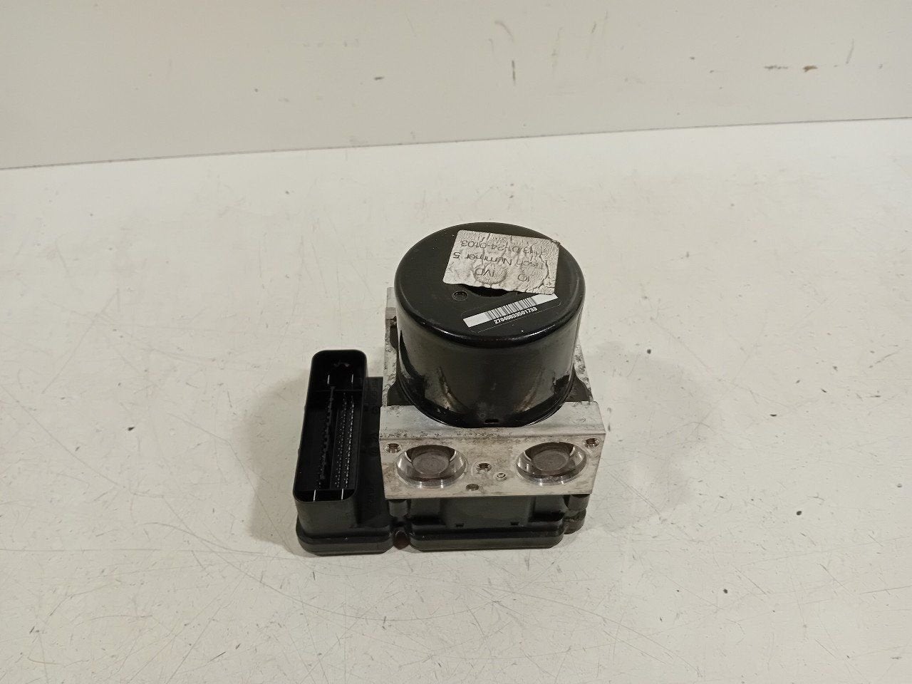 Abs pomp Ford Focus, Auto-onderdelen, Onderdelen@venauto.nl, Van der Ven Autorecycling B.V., Gebruikt, Ettenseweg 76, 4706 PB Roosendaal, The Netherlands