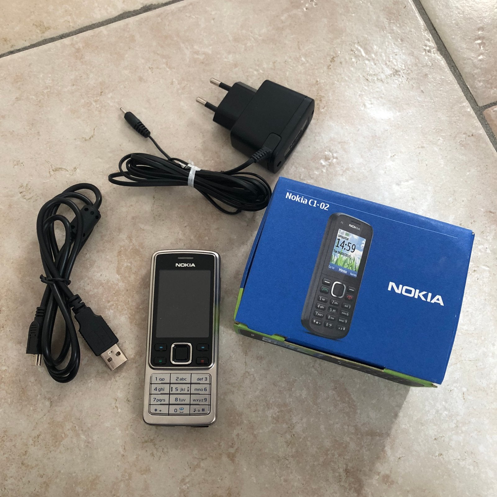 Nokia 6300 mobiele telefoon, Gebruikt, Zwart, Ophalen of Verzenden, Minder dan 3 megapixel