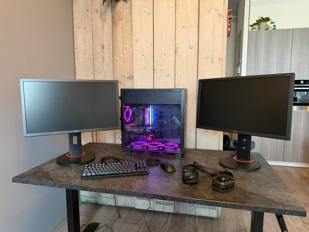 Complete gaming PC setup, Spelcomputers en Games, Games | Pc, Ophalen, Overige genres, 1 speler, Zo goed als nieuw