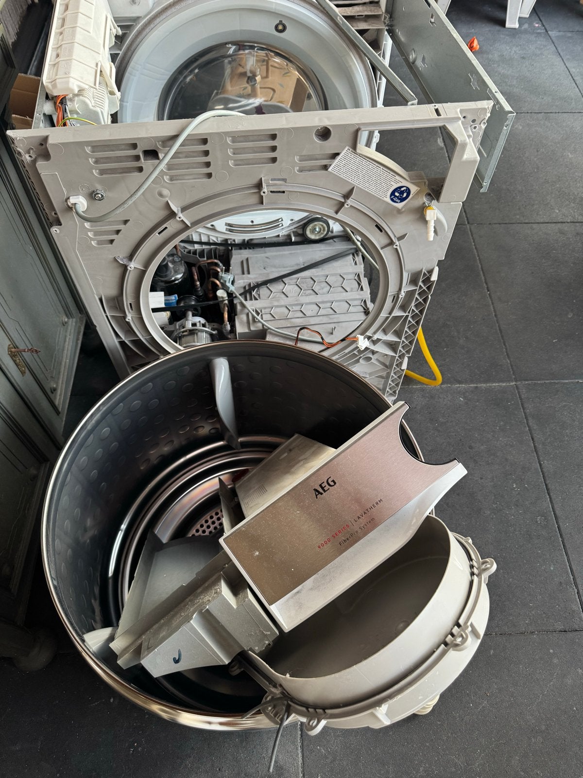 Onderdelen AEG Lavatherm 9000-serie warmtepompdroger, Ophalen, 8 tot 10 kg, Niet werkend, 85 tot 90 cm