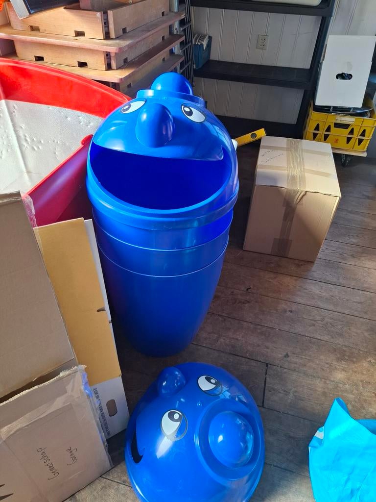 Prullenbakken, Ophalen, Kunststof, 50 tot 75 cm, 40 liter of meer