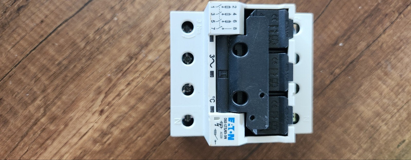 Eaton D02-LTS/63-3N lastscheider met zekeringen 35A, Doe-het-zelf en Verbouw, Elektra en Kabels, Ophalen of Verzenden, Gebruikt