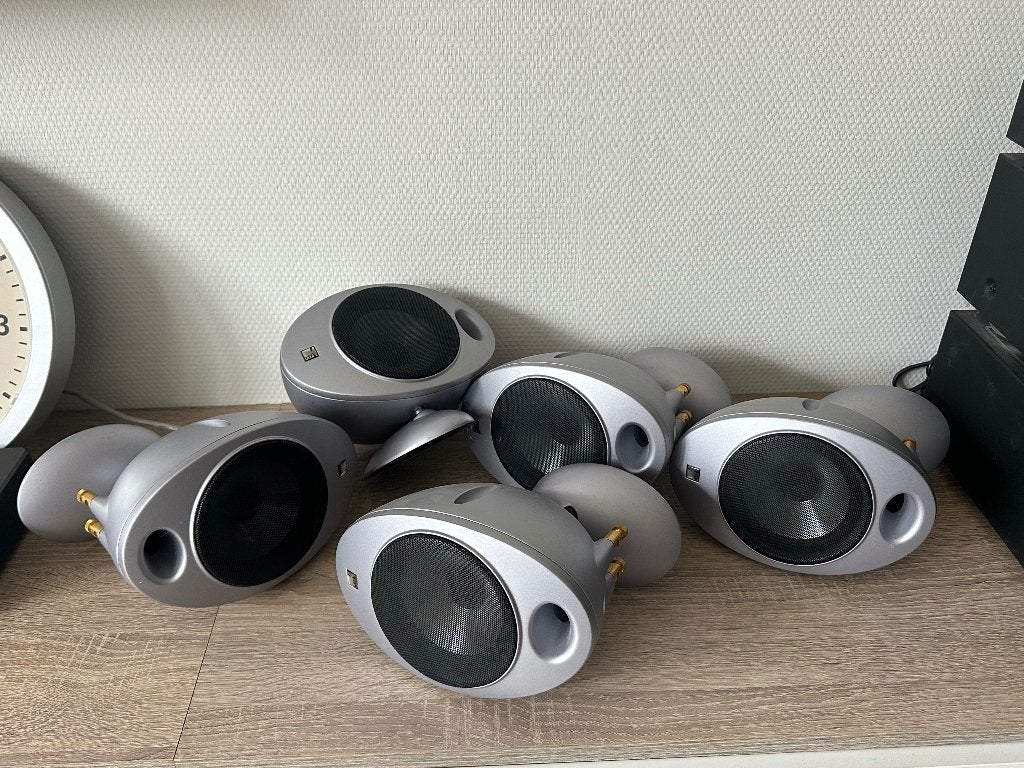KEF hts2001 speakers 5x, Ophalen, Speakerset, Zo goed als nieuw, 60 tot 120 watt