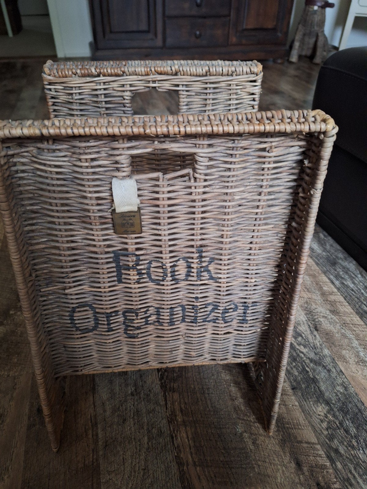 Riviera maison haardmand, ook als lectuurmand  te gebruiken, Ophalen, Rond, Riet