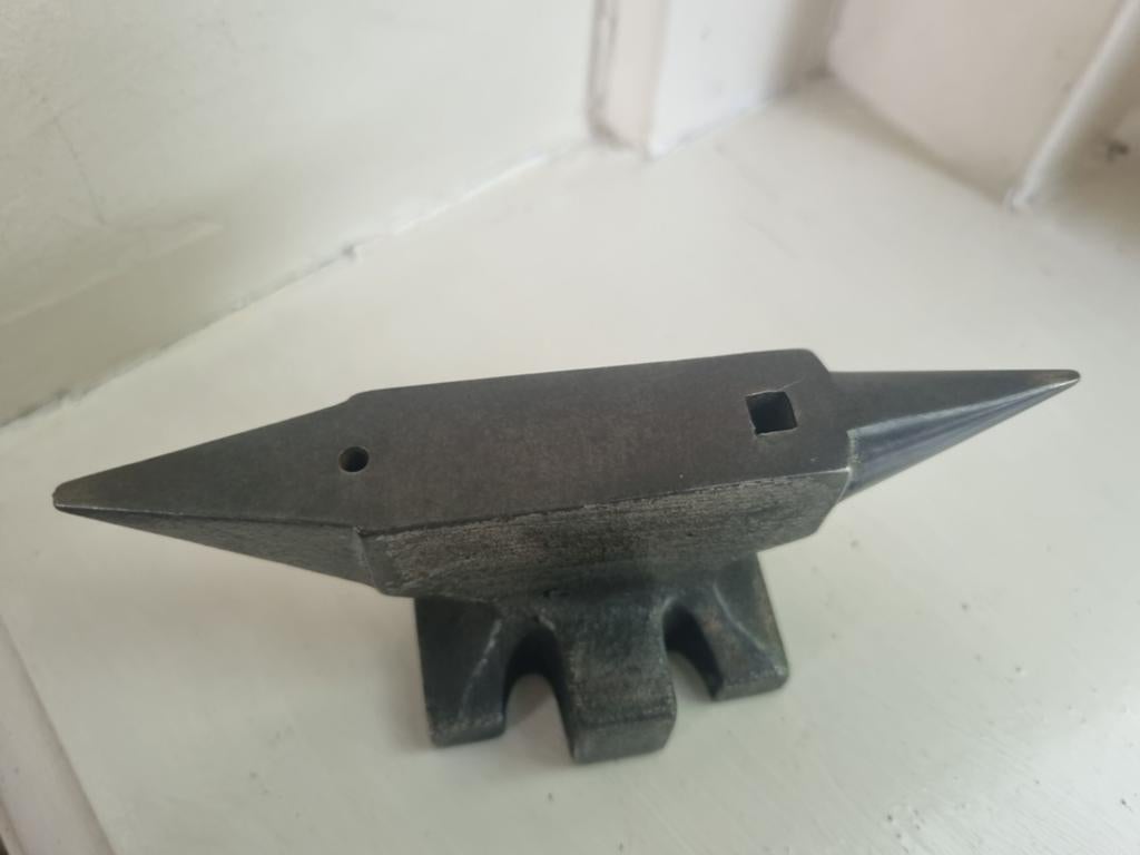 Antiek Aambeeld !, Ophalen of Verzenden