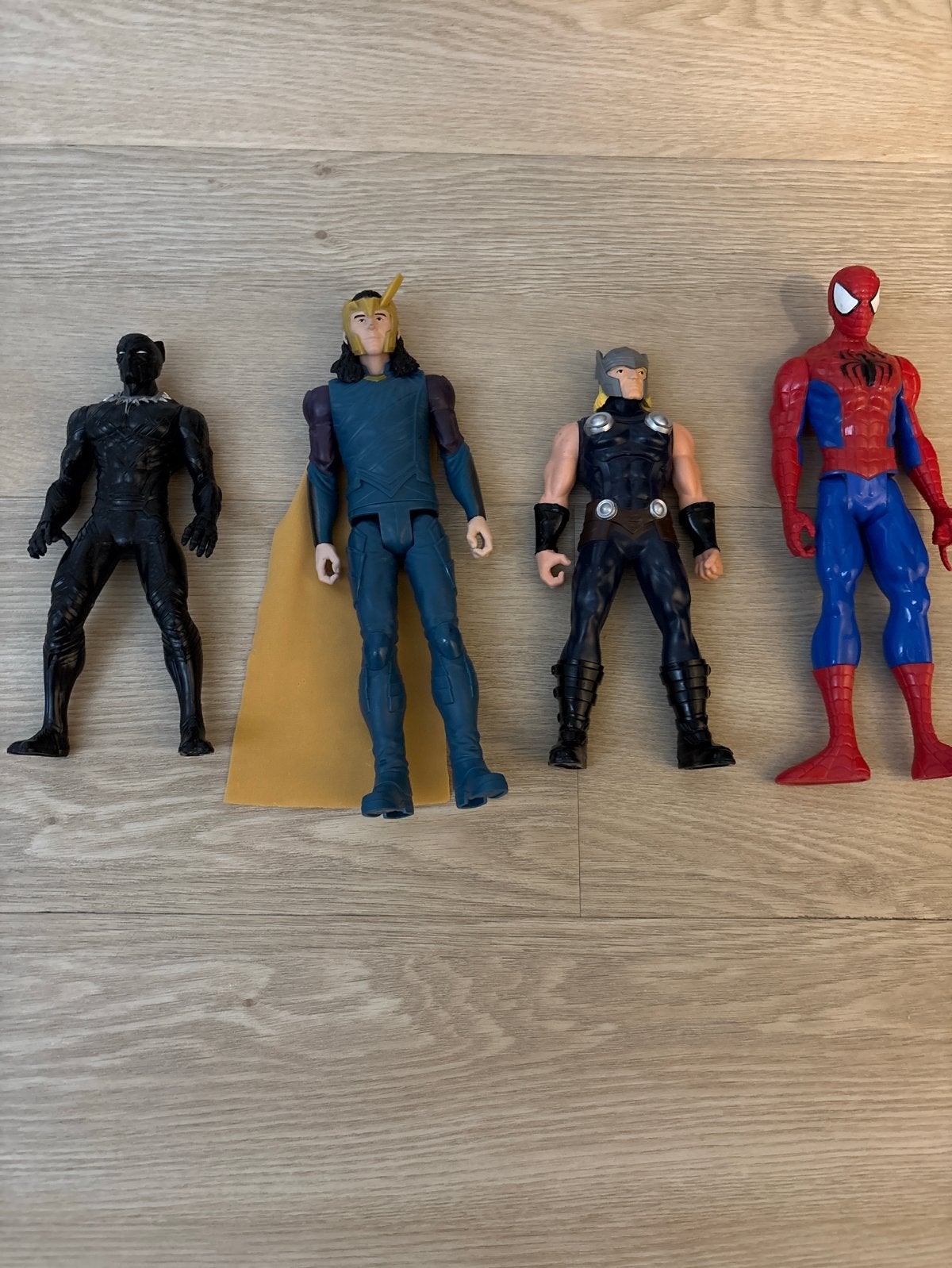 Marvel Actiefiguren Set: Black Panther, Loki, Thor, Spider-M, Kinderen en Baby's, Ophalen of Verzenden, Gebruikt