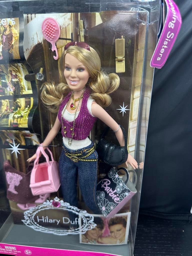 Barbie Shopping Sisters Hilary Duff pop - Nieuw in doos, D, Barbie, Nieuw, Ophalen of Verzenden