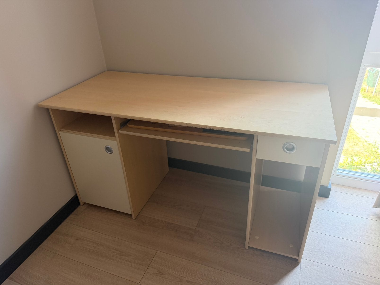 Bureau, Ophalen, Gebruikt