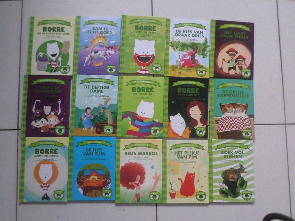 BORRE boekjes groep 4 !!! SUPERSTAAT !!!, Ophalen of Verzenden, Gelezen, Borre, Fictie algemeen