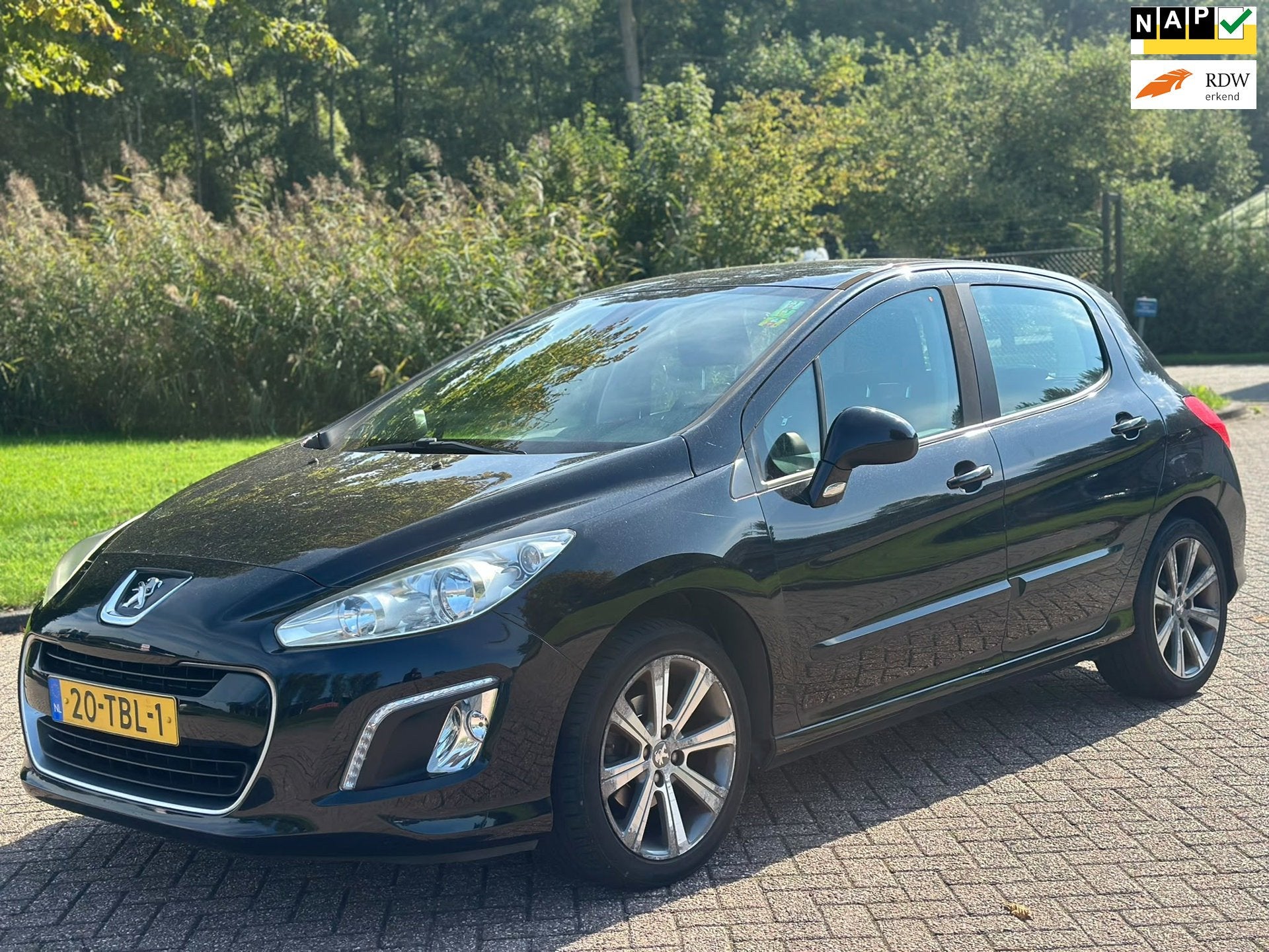 Peugeot 308 1.6 VTi Melbourne/AIRCO/CRUISE/NAVI/PARKEERSENS, Voorwielaandrijving, Euro 5, Gebruikt, 680 kg