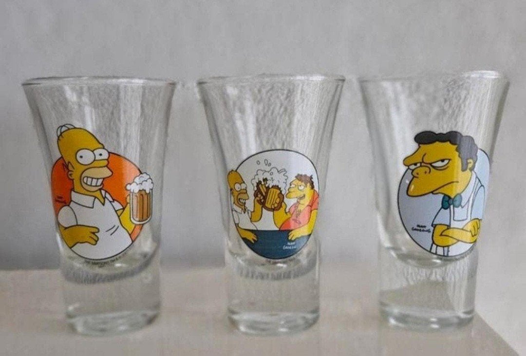 Drie glaasjes met opdrukken uit The Simpsons, Verzamelen, Glas en Borrelglaasjes, Ophalen of Verzenden, Zo goed als nieuw, Borrel- of Shotglas