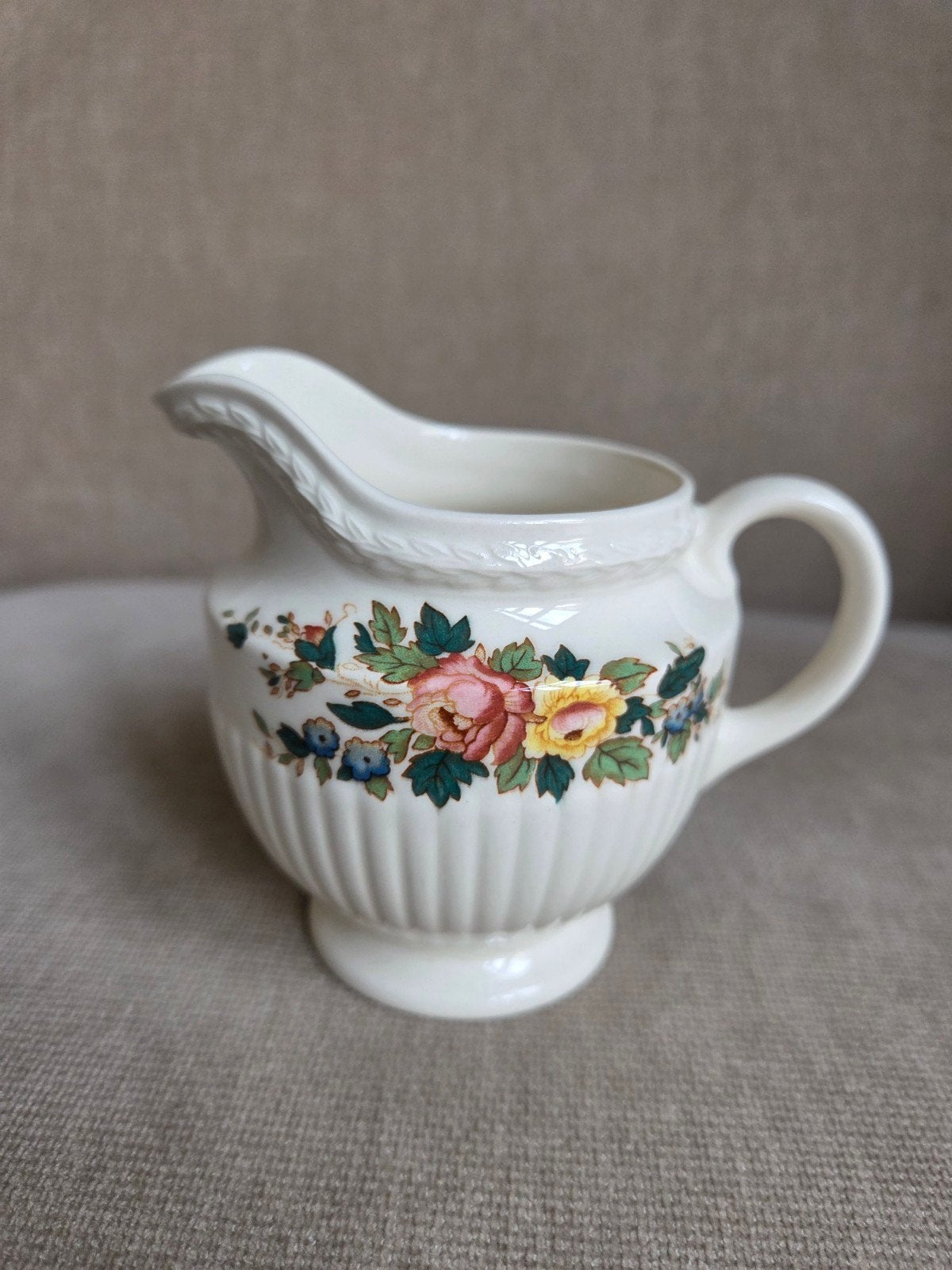 Wedgwood Conway Melk/Room Pot, Ophalen, Zo goed als nieuw, Porselein, Overige typen