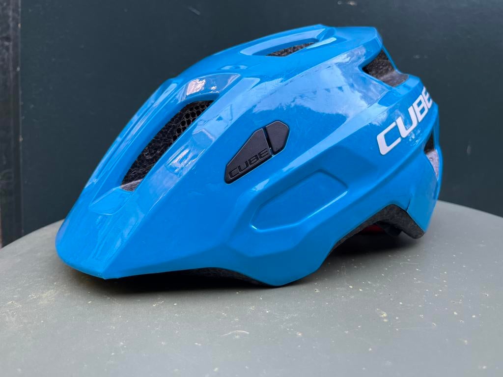 Cube kinderfietshelm, Fietsen en Brommers, Fietsaccessoires | Fietshelmen, Ophalen, Zo goed als nieuw, S, Jongen of Meisje