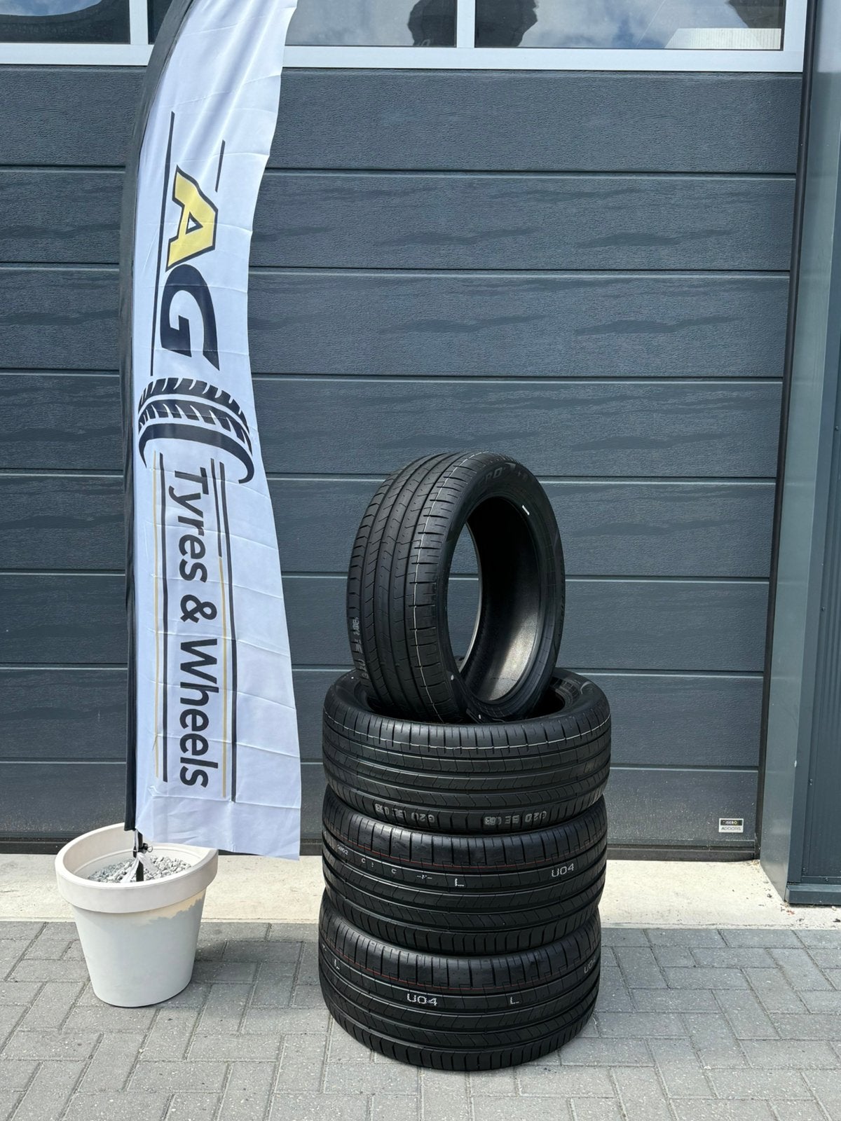 Nieuwe Pirelli zomer breedset 245 45 19 & 275 40 19 P Zero, Auto-onderdelen, Banden en Velgen, 19 inch, 245 mm, Nieuw, Ophalen of Verzenden