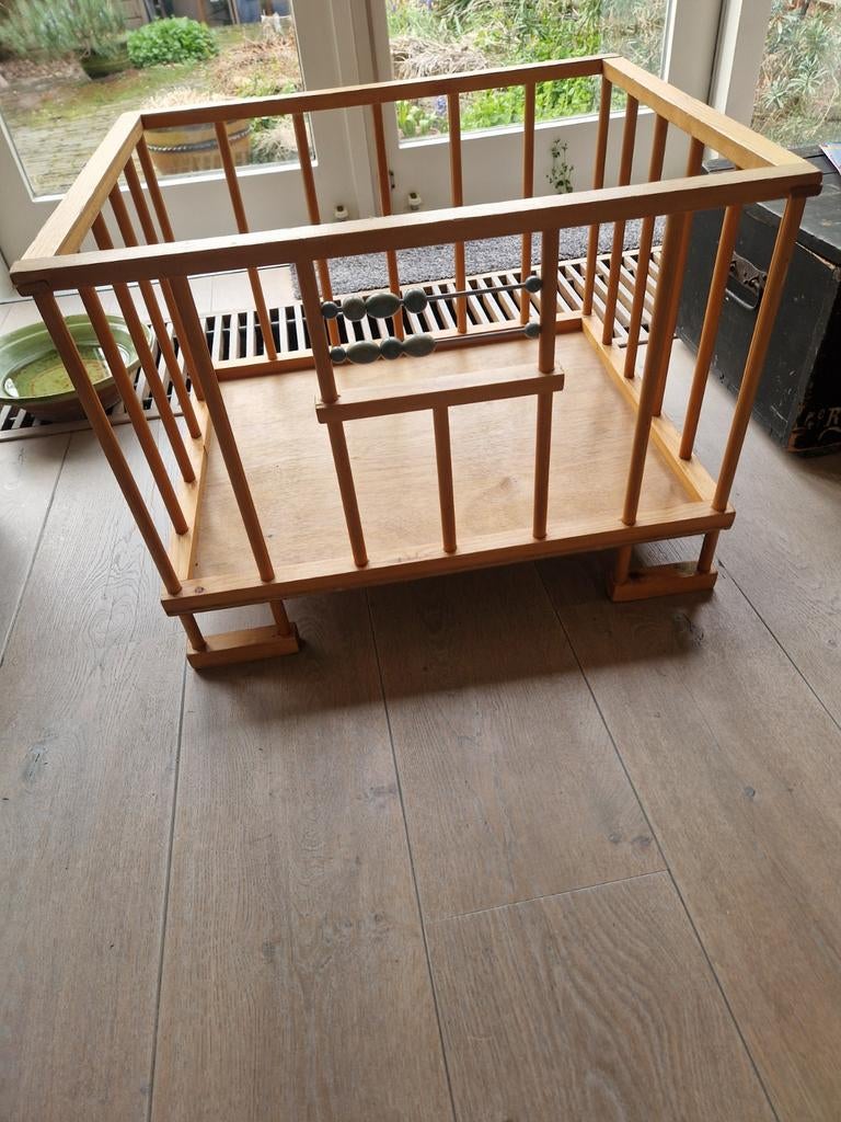 Grote poppenbox, Kinderen en Baby's, Speelgoed | Poppen, Ophalen of Verzenden, Overige typen