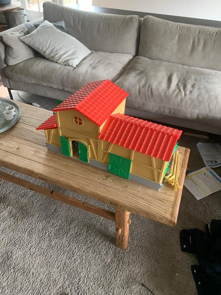 Mooie boerderij voor kinderen, compleet met dieren, Ophalen, Zo goed als nieuw, Jongen of Meisje