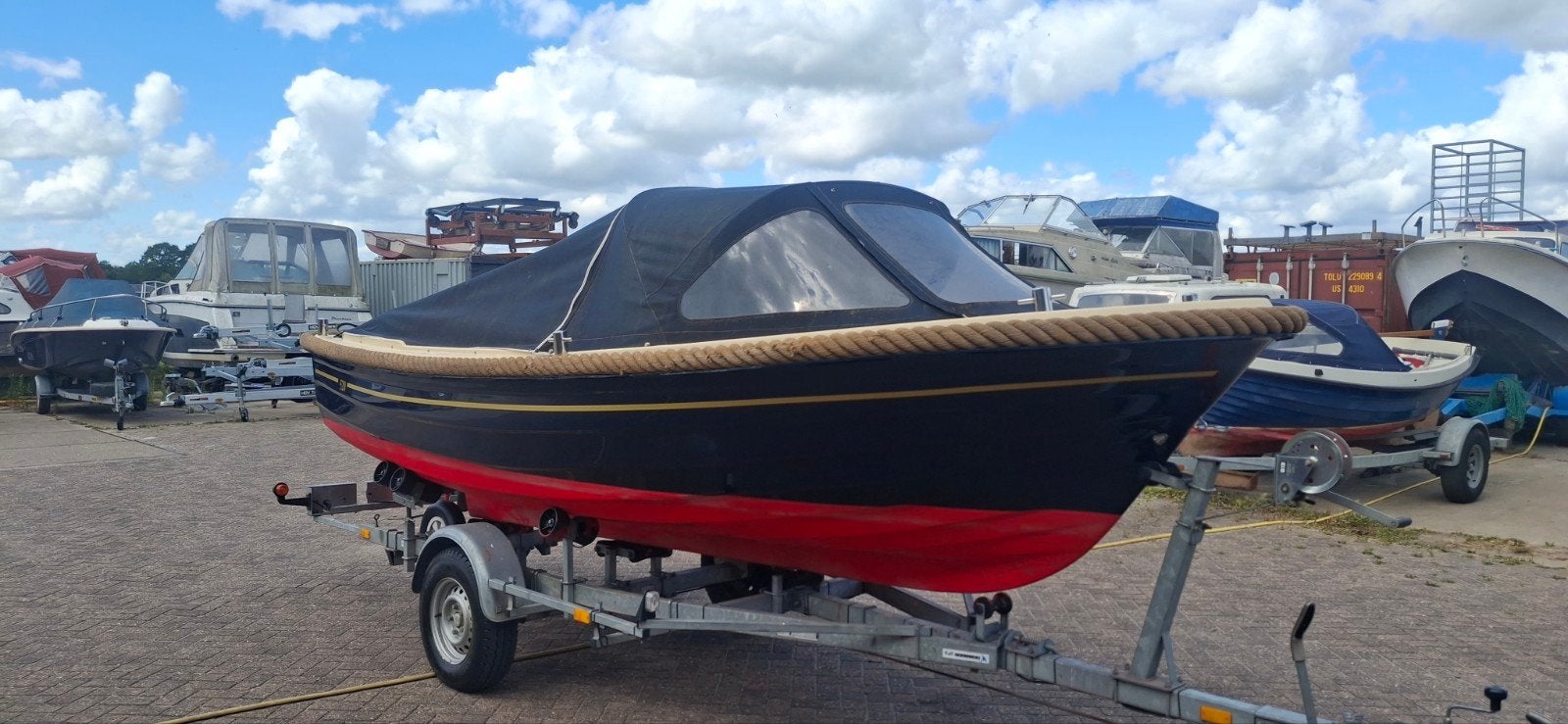 Antaris 520 diesel sloep 2 cylinder vetus diesel 11750 euro, Watersport en Boten, Ophalen, Binnenboordmotor, Antaris, Overige typen
