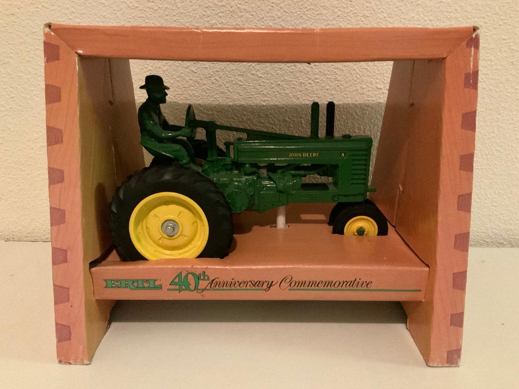 John Deere A ERTL, Overige merken, Nieuw, Ophalen of Verzenden, Groter dan 1:32