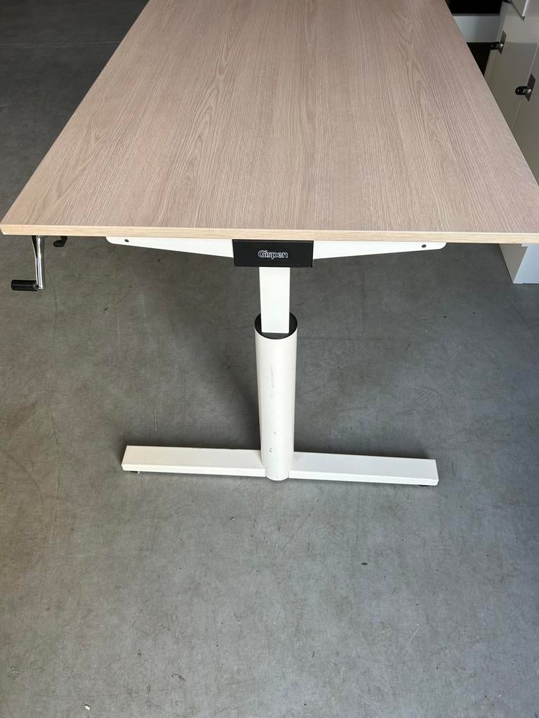 Gispen bureau 160x80cm met slinger, Ophalen, Zo goed als nieuw