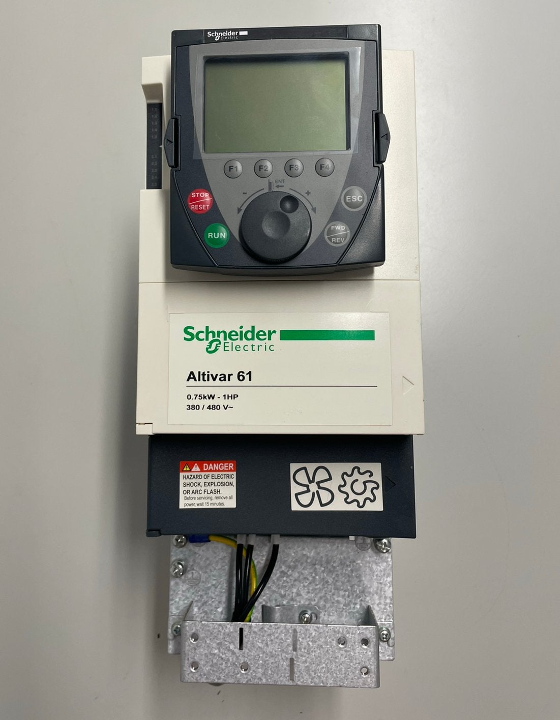 Schneider Altivar 61 frequentieregelaar frequentieomvormer, Ophalen of Verzenden, Gebruikt