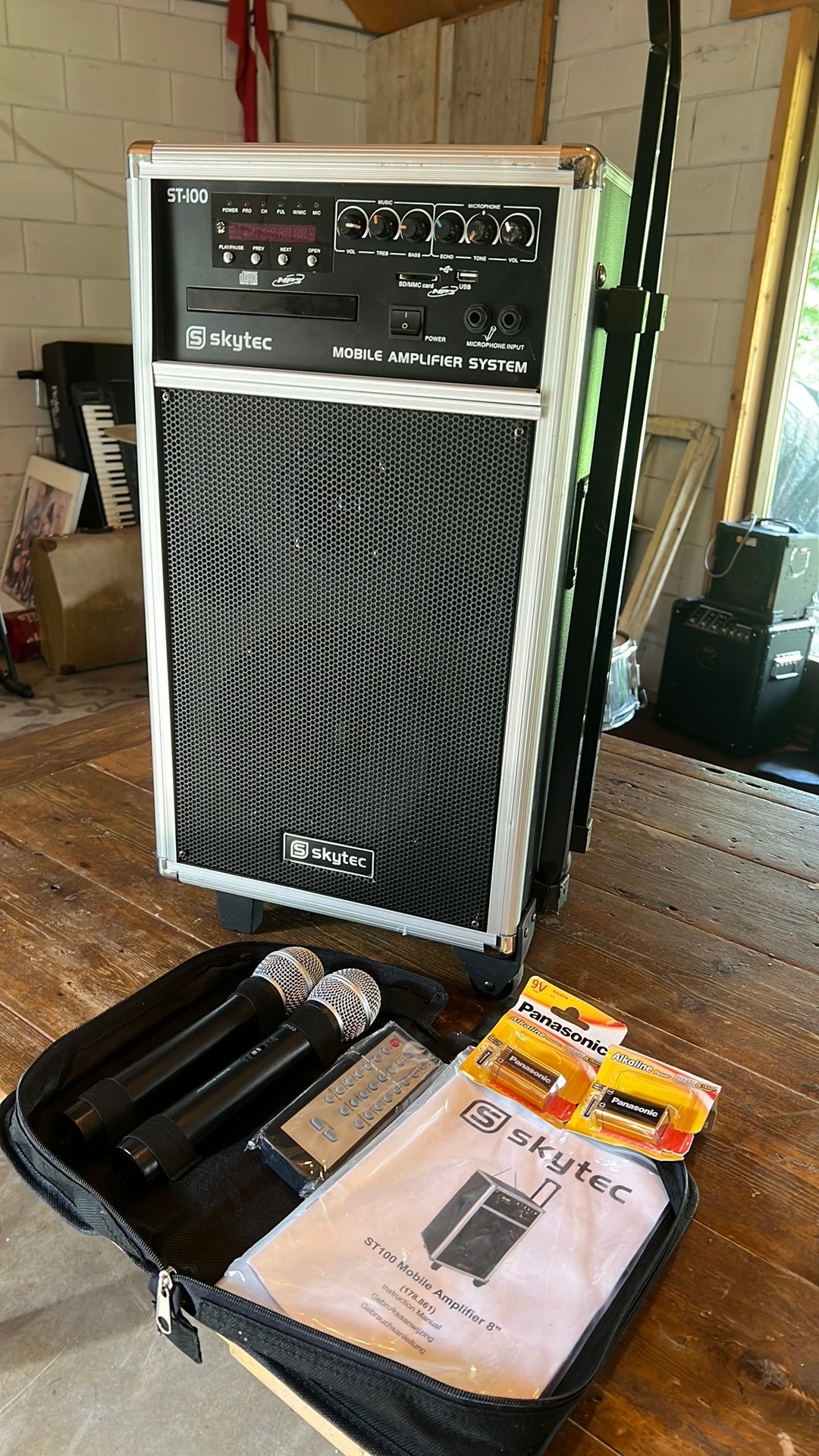 Skytec ST-100 Mobiele geluidsset.( karaoke ), Ophalen, Zo goed als nieuw, Minder dan 500 watt, Overige typen