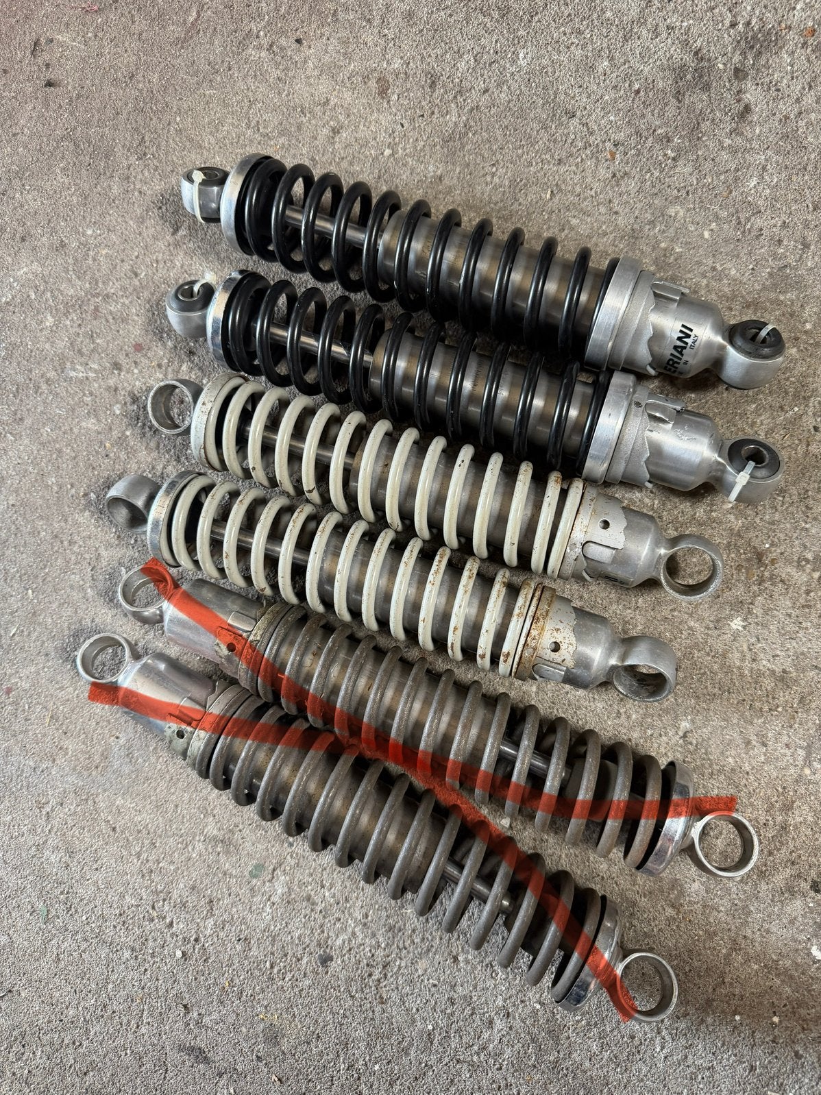 CERIANI GP schokbrekers, Motoren, Ophalen, Gebruikt