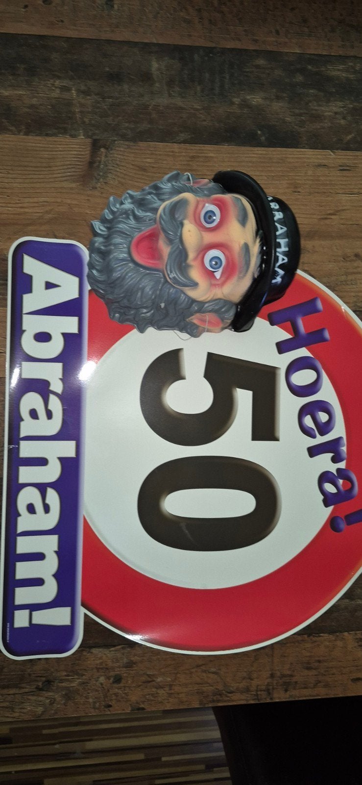 Abraham 50 jaar feestpakket: masker en verkeersbord, Ophalen of Verzenden, Zo goed als nieuw, Feestartikel, Abraham of Sarah
